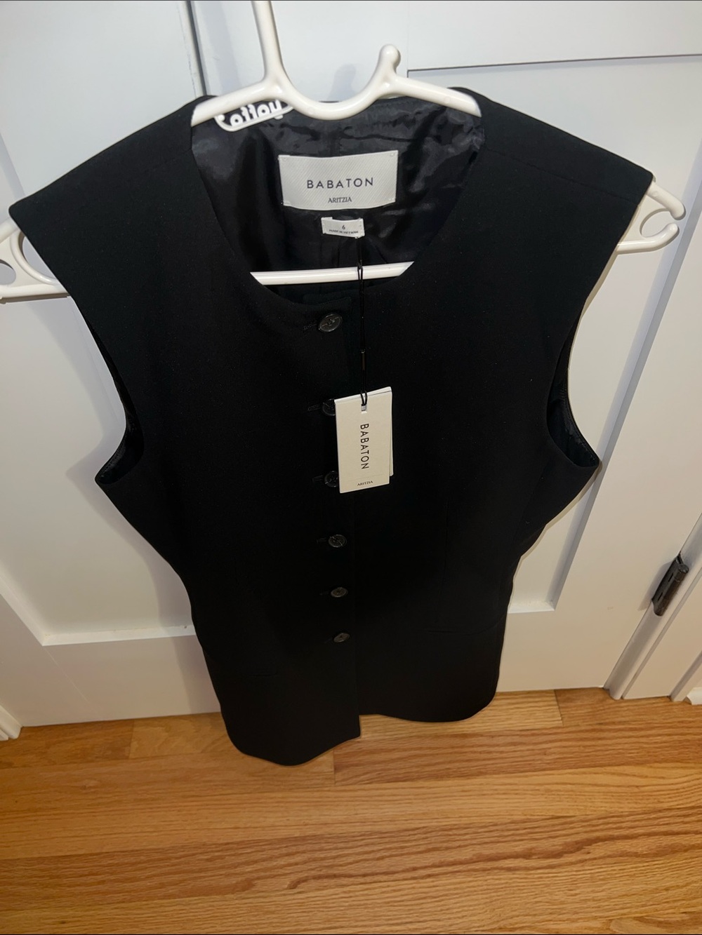 Aritzia Babaton Juris Vest NWT